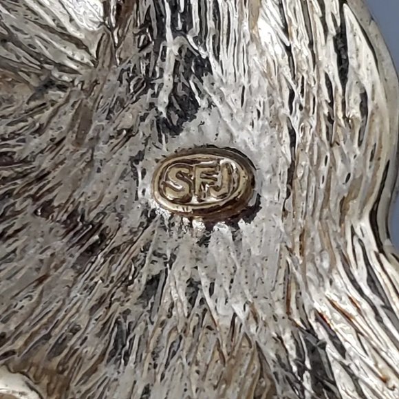 Vintage Skating Snowmen Brooch - Picture 3 of 5